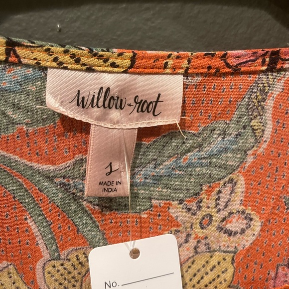 Vibrant Floral Women's Blouse - Picture 2 of 4